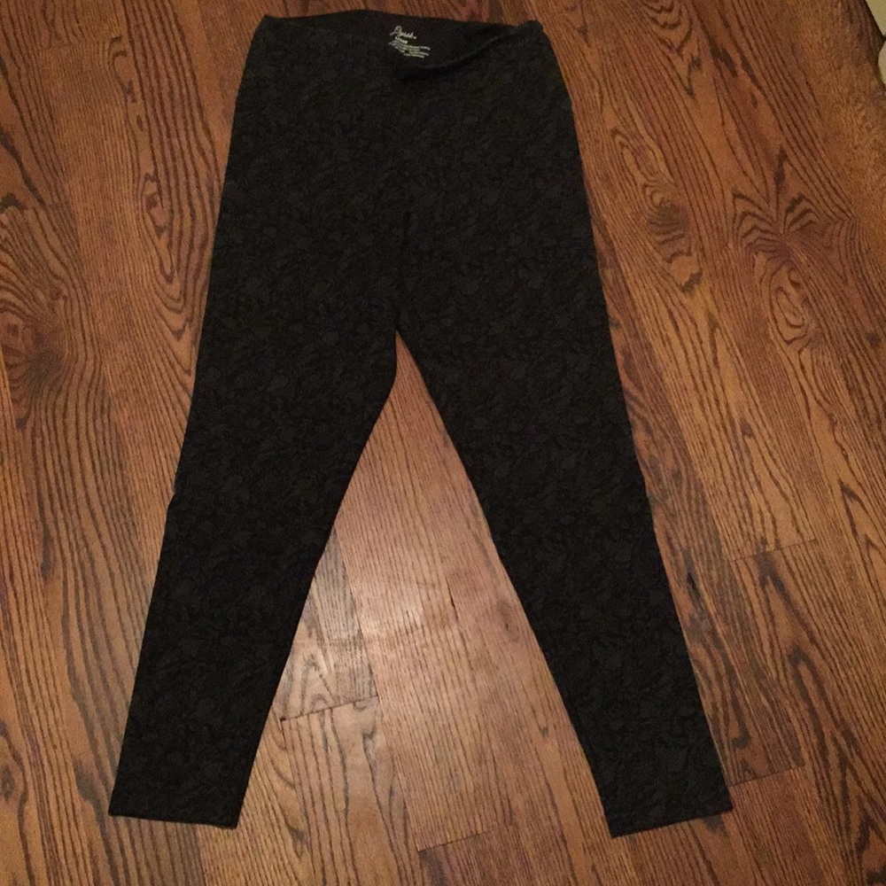 Black patterned pull on pants